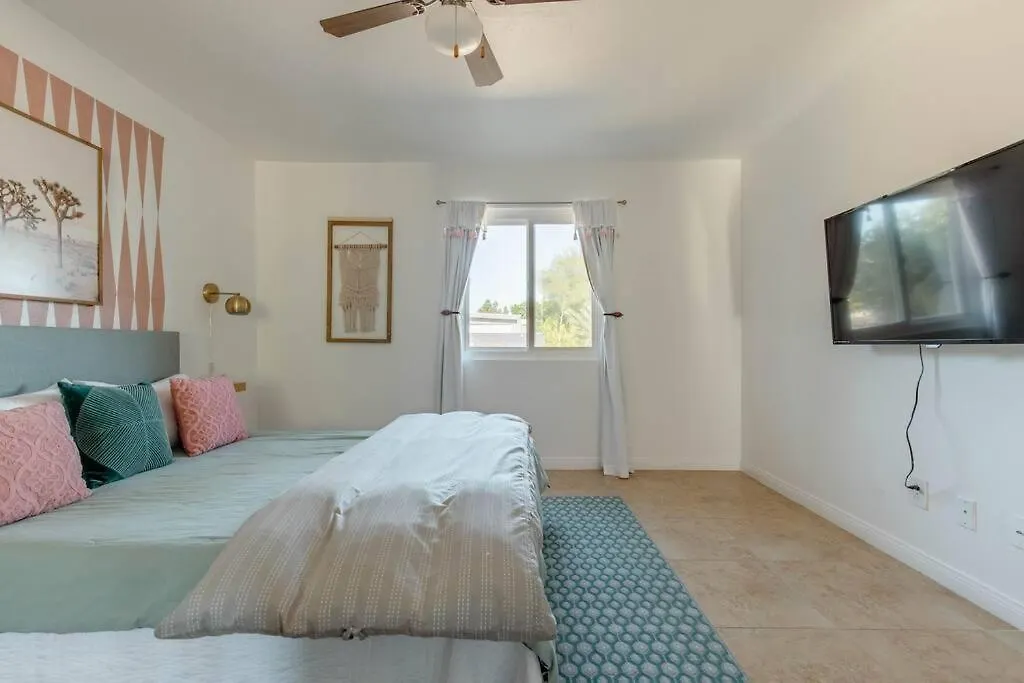 Holiday home The Yorba Oasis W/Pool Villa Palm Springs